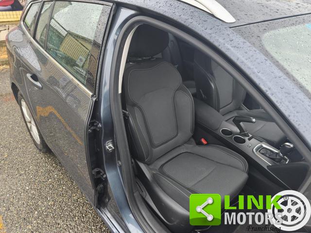 RENAULT Megane usata 9