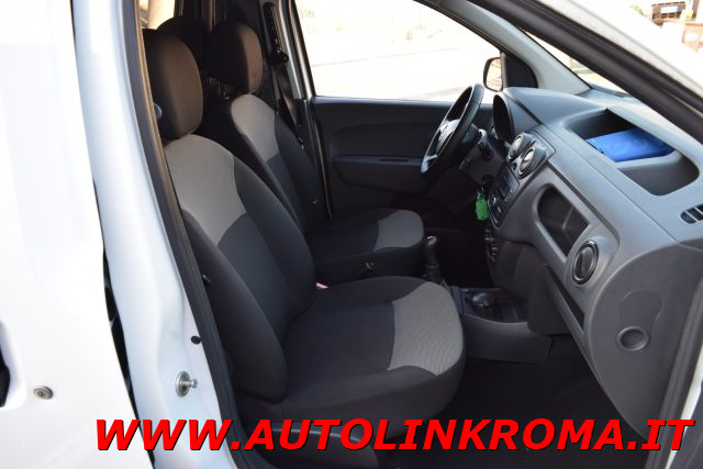 DACIA Dokker usata, con USB