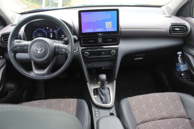 TOYOTA Yaris Cross usata, con Servosterzo