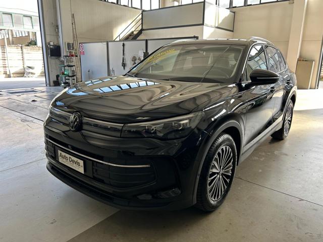VOLKSWAGEN Tiguan usata, con Park Distance Control