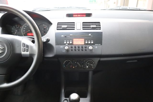 SUZUKI Swift usata, con Isofix