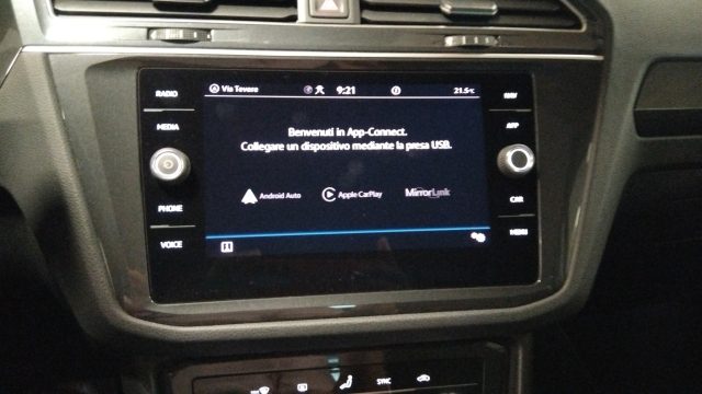 VOLKSWAGEN Tiguan usata, con Airbag testa