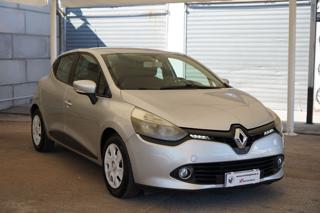 RENAULT Clio usata, con Alzacristalli elettrici