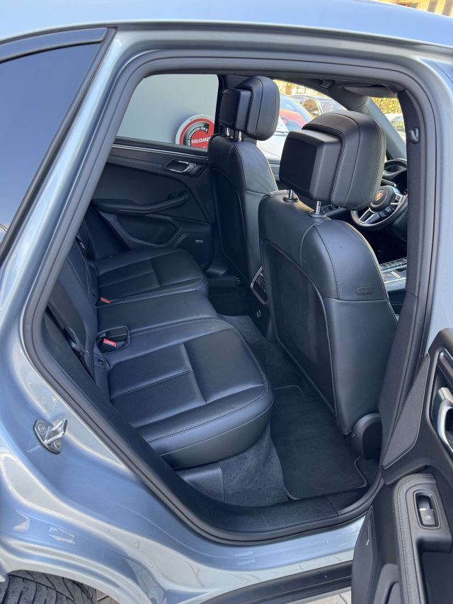 PORSCHE Macan usata, con Fendinebbia