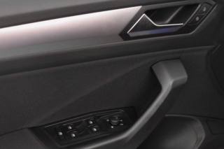 VOLKSWAGEN T-Roc usata, con Controllo trazione