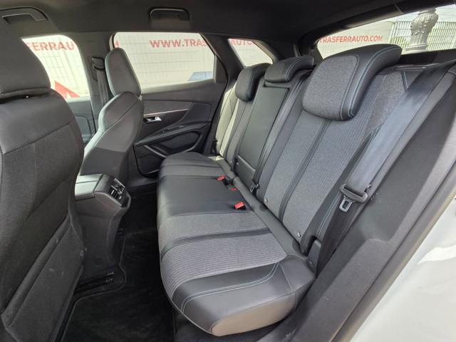 PEUGEOT 3008 usata, con Climatizzatore