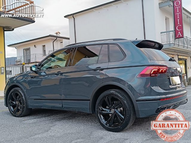 VOLKSWAGEN Tiguan usata, con Fari direzionali