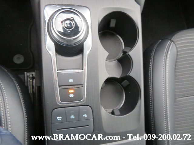 FORD Kuga usata, con Volante in pelle