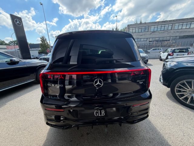 MERCEDES-BENZ GLB 200 usata, con Autoradio