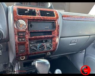 TOYOTA Land Cruiser usata, con Sedile posteriore sdoppiato