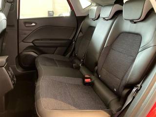 RENAULT Captur usata, con Volante in pelle