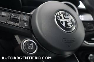 ALFA ROMEO Stelvio usata, con Autoradio digitale