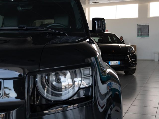 LAND ROVER Defender usata, con Specchietti laterali elettrici