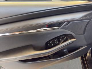MAZDA 3 usata, con Specchietti laterali elettrici