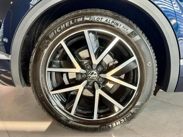 VOLKSWAGEN Touareg usata, con Antifurto