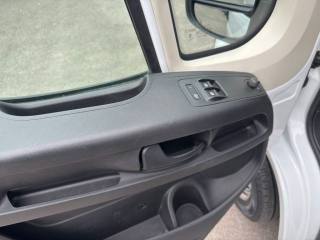 PEUGEOT Boxer usata, con Telecamera per parcheggio assistito