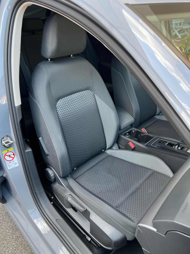 VOLKSWAGEN Golf usata, con Cronologia tagliandi