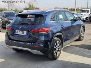 MERCEDES-BENZ GLA 250 usata, con Fari LED