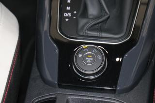 VOLKSWAGEN T-Roc usata, con Volante in pelle