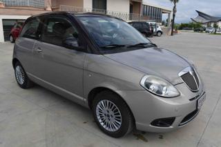 LANCIA Ypsilon usata, con Airbag