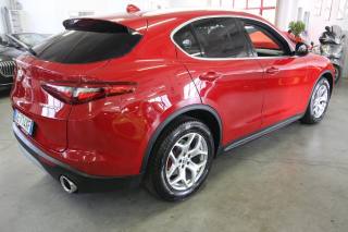 ALFA ROMEO Stelvio usata, con Alzacristalli elettrici