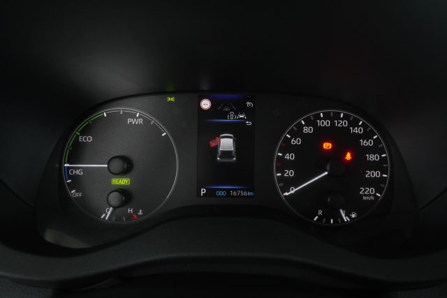 TOYOTA Yaris usata 6