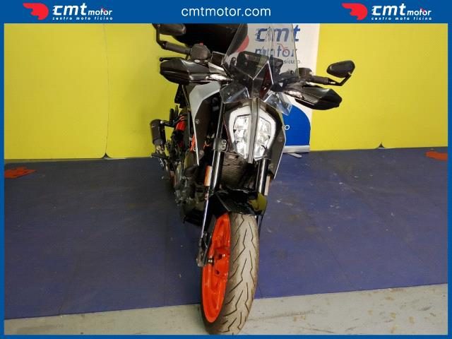 KTM 390 Duke usata 1