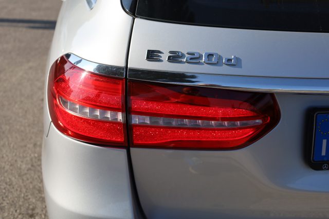MERCEDES-BENZ E 220 usata, con Blind spot monitor