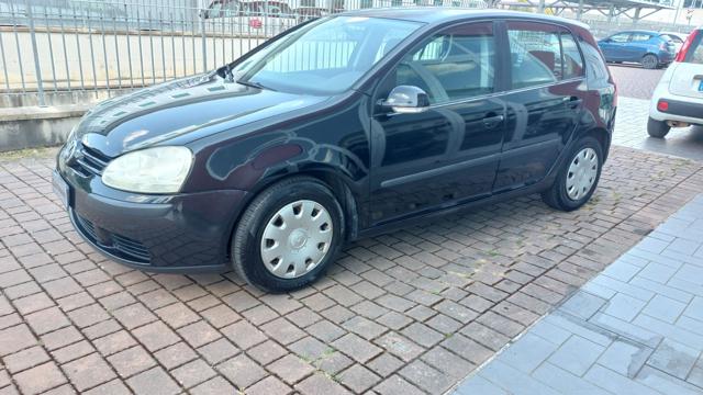 VOLKSWAGEN Golf usata, con ABS