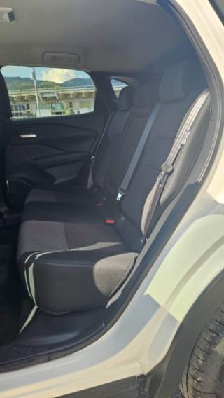 NISSAN Qashqai usata, con Fari LED