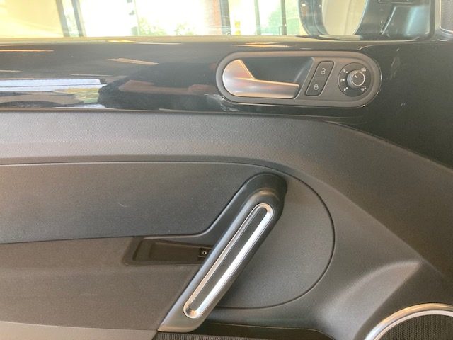 VOLKSWAGEN Maggiolino usata, con Cruise Control