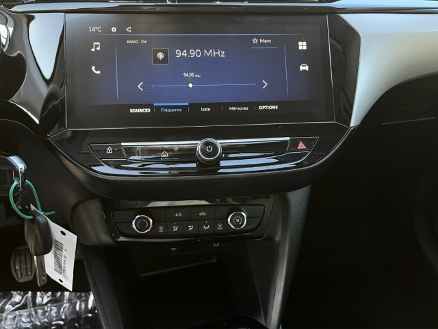 OPEL Corsa usata, con Autoradio digitale