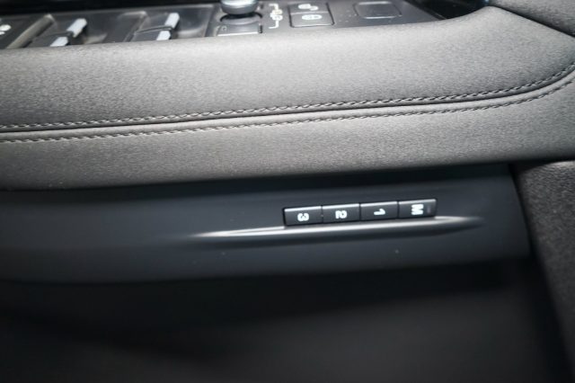 LAND ROVER Range Rover Evoque usata, con Sedile posteriore sdoppiato