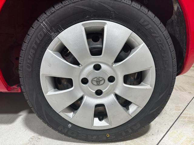 TOYOTA Yaris usata, con Autoradio