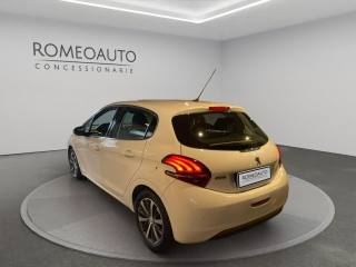 PEUGEOT 208 usata, con Airbag laterali
