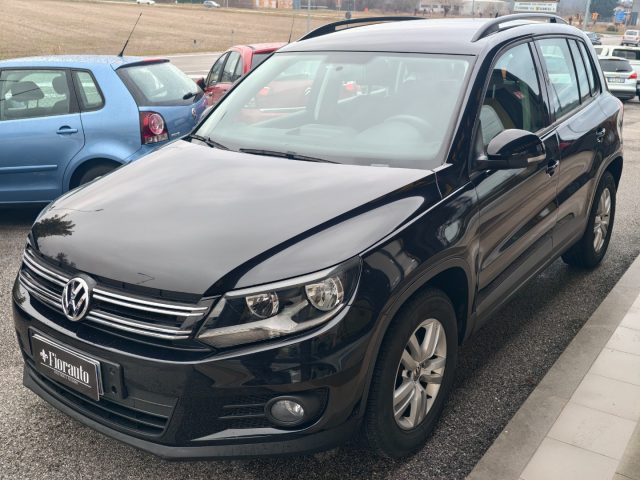 VOLKSWAGEN Tiguan usata, con Autoradio