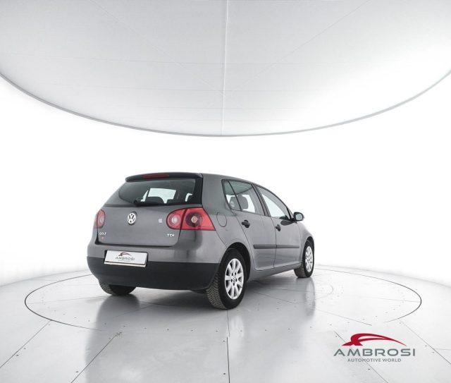 VOLKSWAGEN Golf usata 2