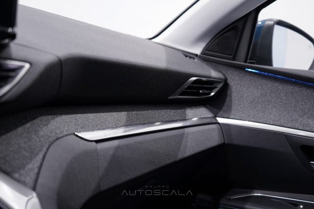 PEUGEOT 3008 usata, con Bracciolo