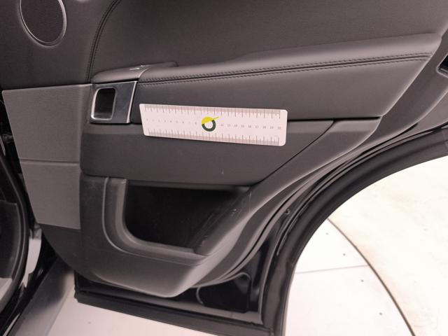 LAND ROVER Range Rover Sport usata, con Autoradio digitale