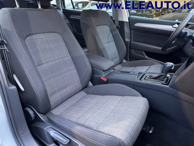VOLKSWAGEN Passat Variant usata, con Servosterzo