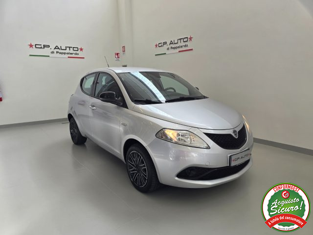 LANCIA Ypsilon usata, con ABS