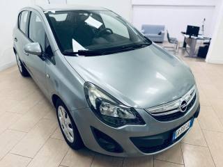 OPEL Corsa usata, con Airbag laterali