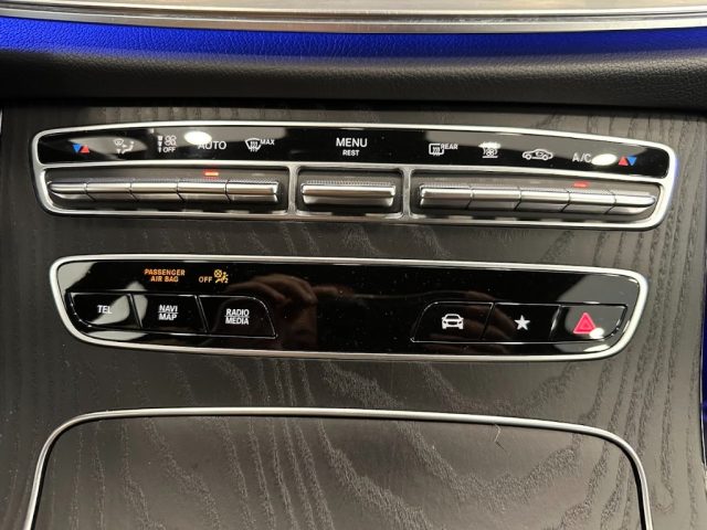 MERCEDES-BENZ E 300 usata, con MP3