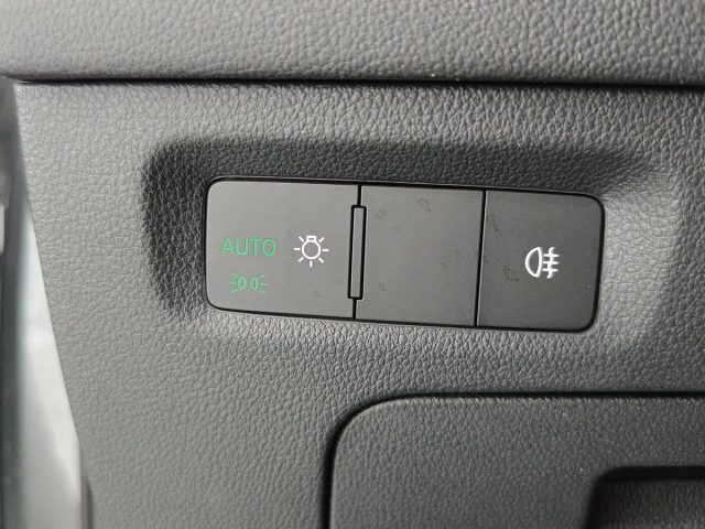 SKODA Octavia usata, con Sensore di pioggia
