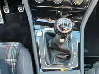 VOLKSWAGEN Golf GTI usata, con ESP