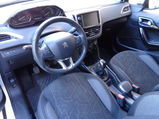 RENAULT Clio usata, con Boardcomputer