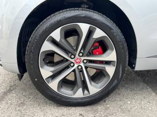 JAGUAR F-Pace usata, con Autoradio