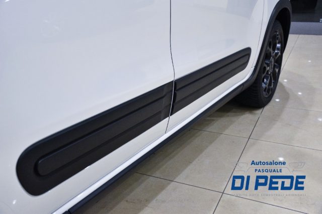 FIAT 500L usata, con USB