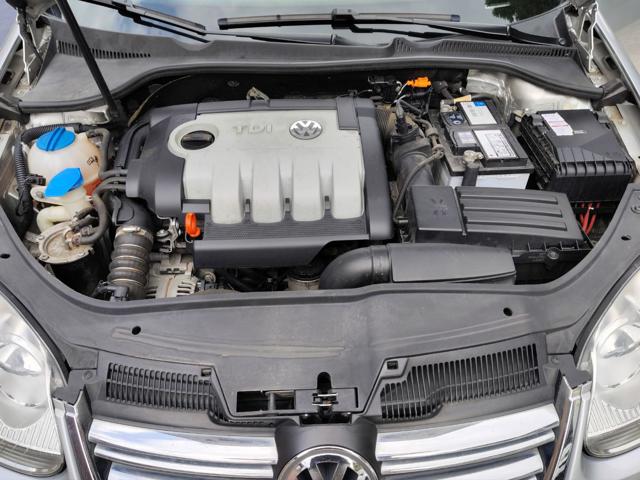 VOLKSWAGEN Golf usata, con Sedile posteriore sdoppiato