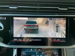 AUDI Q8 usata, con Sensori di parcheggio anteriori